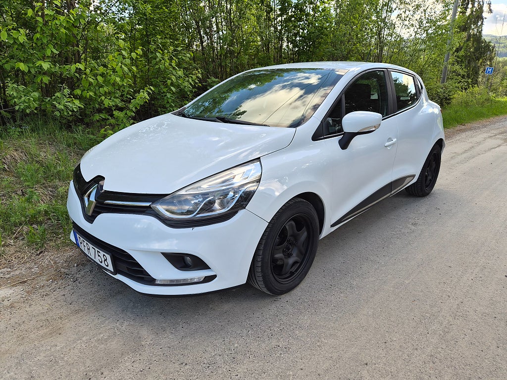 Renault Clio 0,9 TCe Zen Euro6 *K-Kedja/Nybes/Nav*