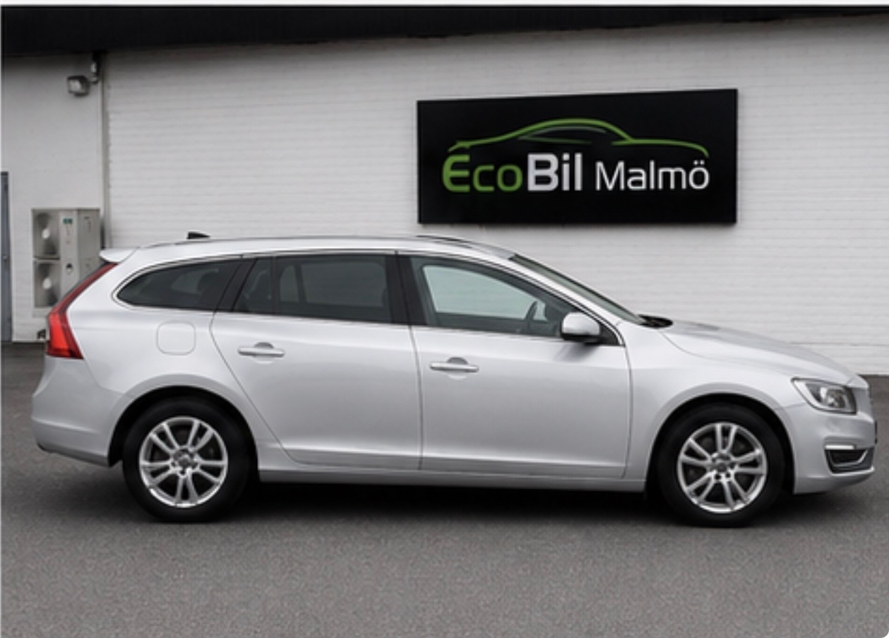 Volvo V60 D2 Powershift Momentum Euro 5 2014, bild 6/46