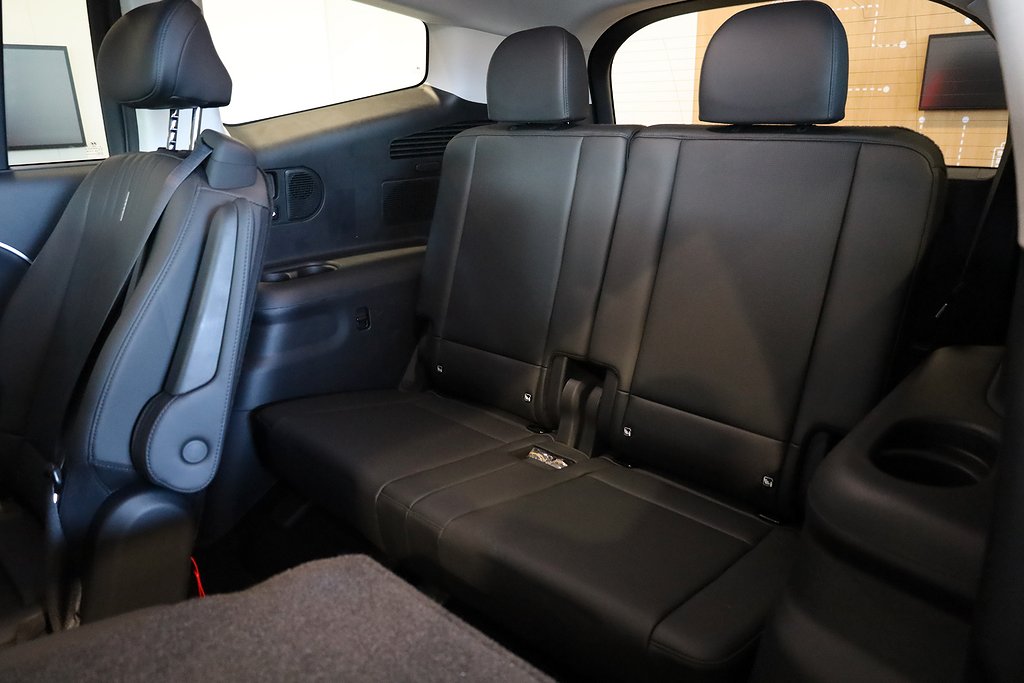 Hyundai IONIQ 9  Essential 110,3 kWh - Räckvidd 620km 2026
