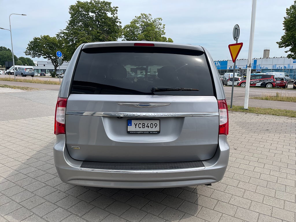 Chrysler Town & Country 3.6 V6 Flex Fuel STOW 'n Go