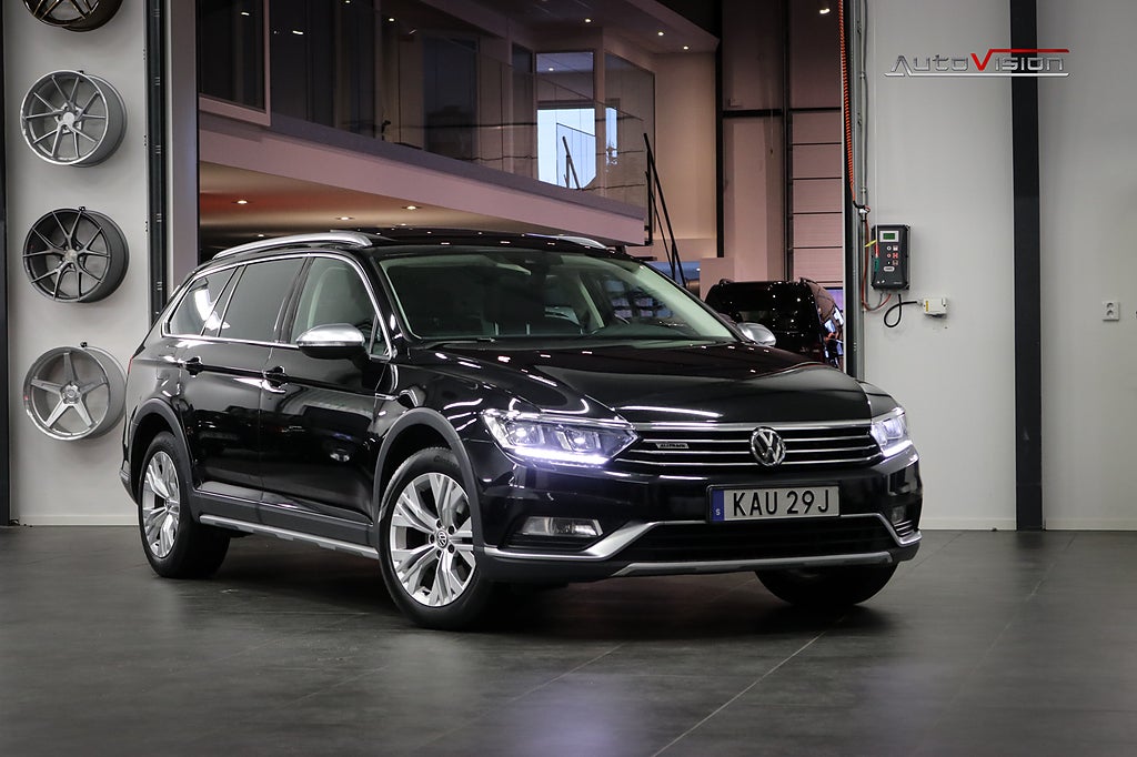 Volkswagen Passat Alltrack 2.0 TDI 4M 190hk PANO KAMERA DRAG