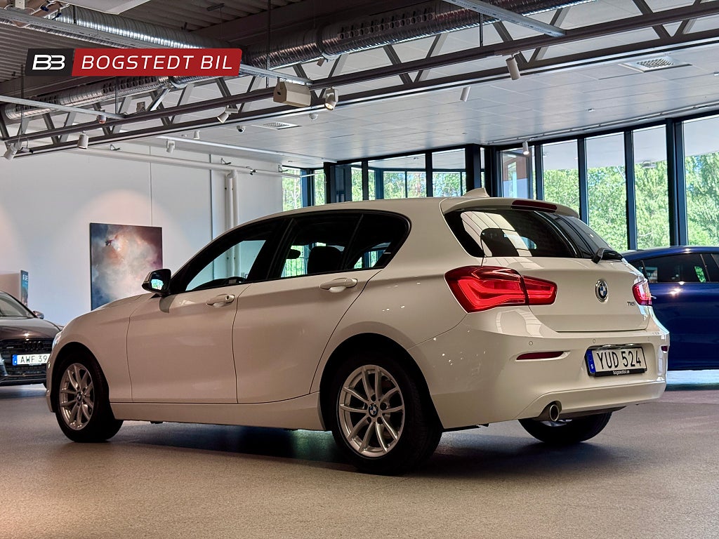 BMW 118I 5-dörrars 136hk Advantage | PDC | Bluetooth