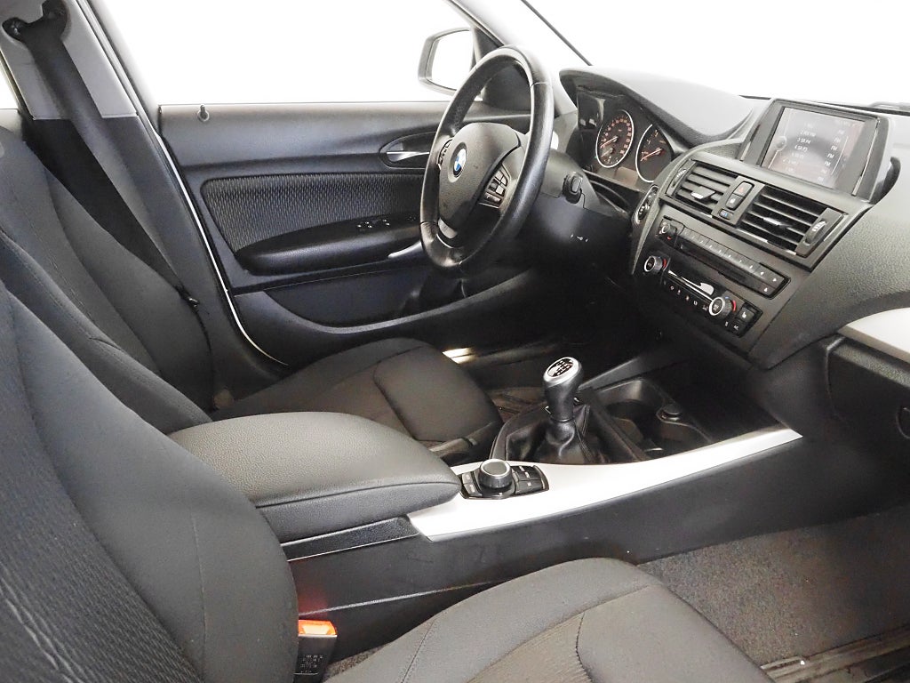 BMW 116 i 136hk Advantage P-Sensorer Farthållare 2013