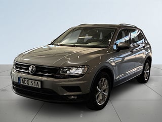 Volkswagen Tiguan 2.0 TSI 4Motion S&V/Drag/Kamera/Pvärm/Carplay – bild 16