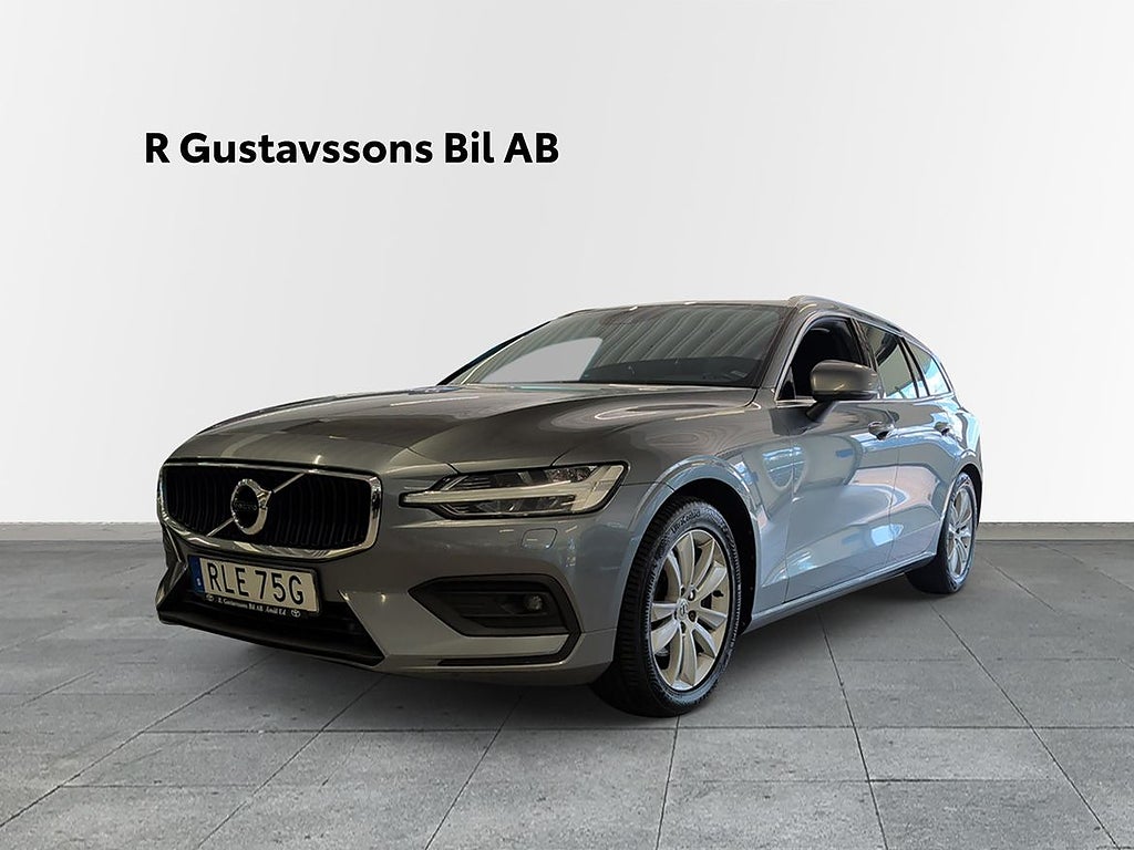 Volvo V60 Momentum Advanced Skinnsäten, kamrem bytt 15757km