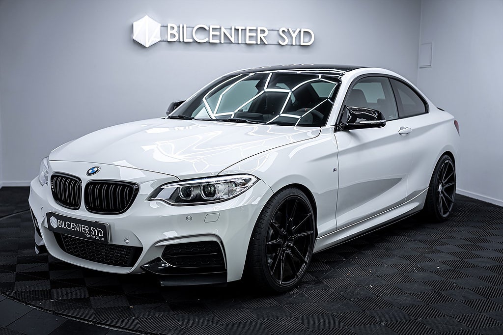 BMW M235 M235I Coupé |M-Sport|H/K|Navi|Skinn|Steg 2+|430hk