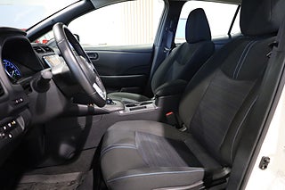 Halvkombi Nissan Leaf 12 av 19