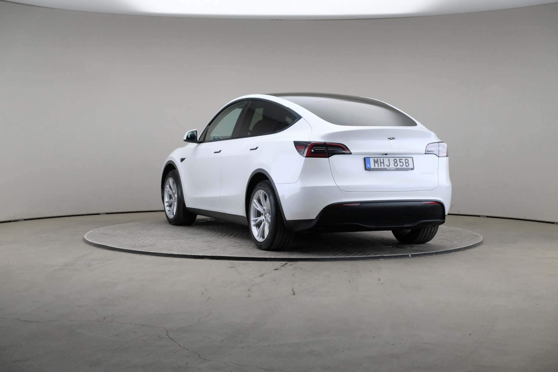 Tesla Model Y Long Range AWD 514hk Drag 2023, bild 2/10