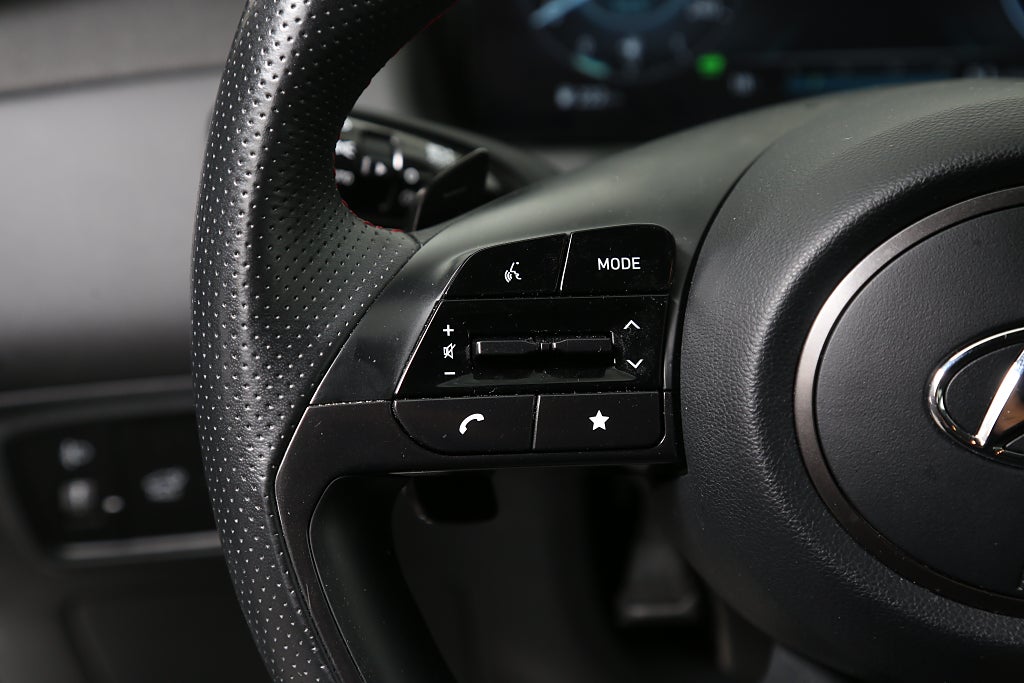 Hyundai Tucson 1,6 T-GDi PHEV 265hk 6AT 4WD N Line Drag Assistanspkt 2023