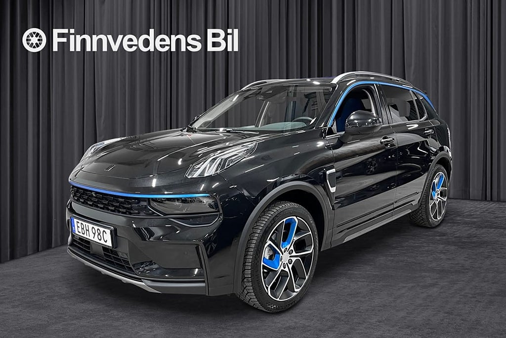 Lynk & Co 01 PHEV *Nav/S&V-hjul/kamera*