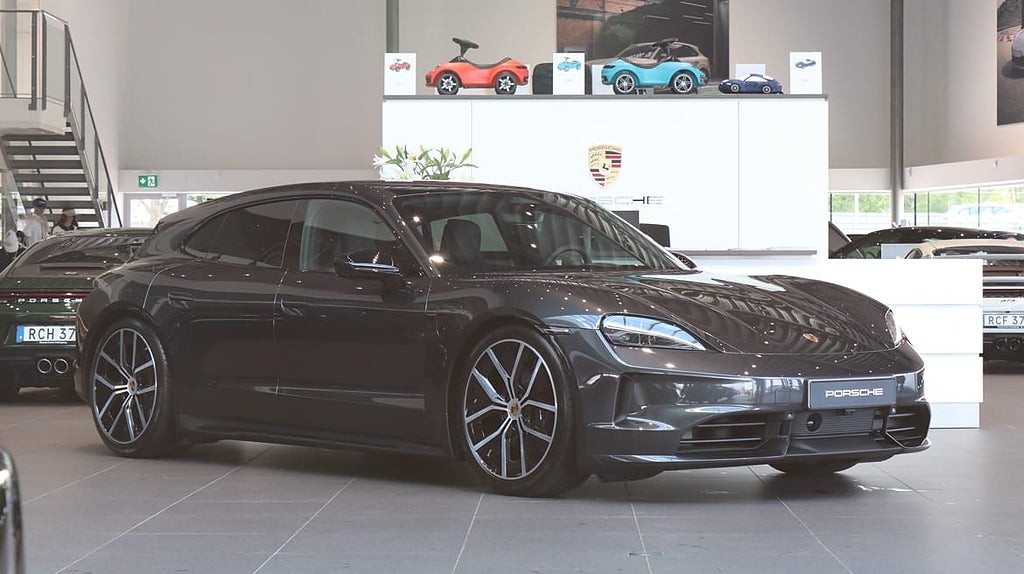Porsche Taycan Sport Turismo Black Edition