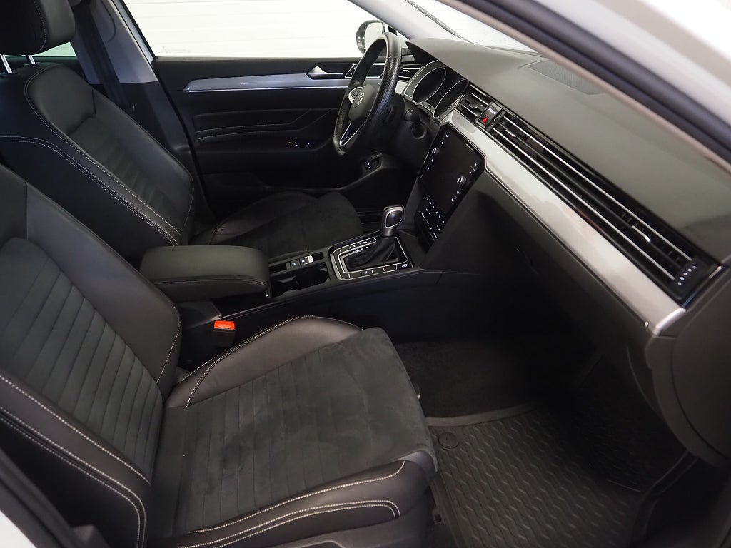 Volkswagen Passat Sportscombi GTE 1.4 TSI GTE | Drag | Värmare | Navi | 2022