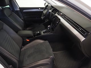 Kombi Volkswagen Passat 9 av 22