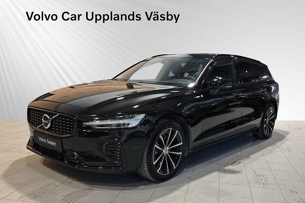 Volvo V60 T6 Plus Dark Edition / 360 Kamera (SELEKT)