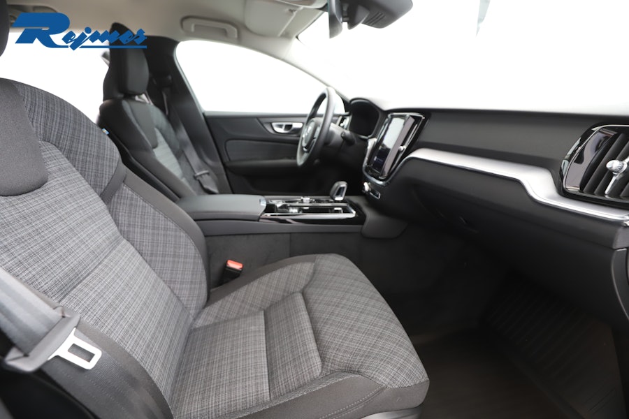 Volvo V60 Recharge T6 II Core Edition 2024, kuva 7/60