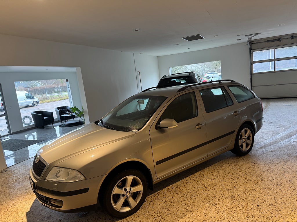 Skoda Octavia  1.6 MPI Multifuel ny bes 