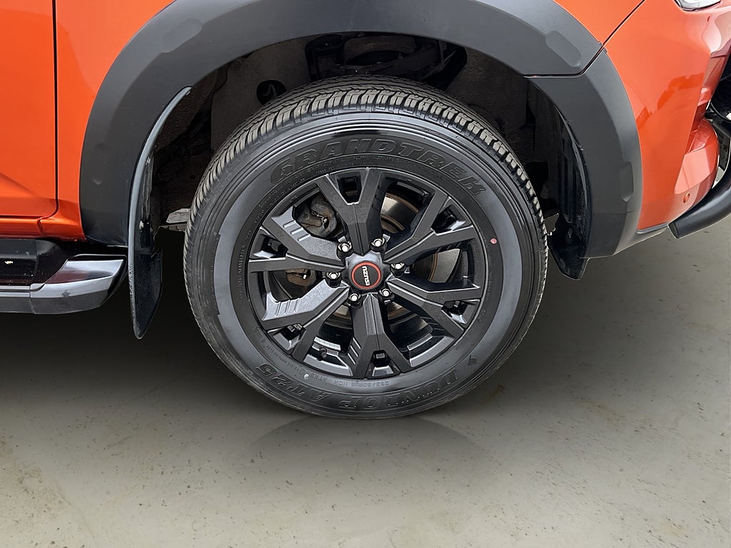 Isuzu D-Max Crew Cab 1.9 CNG 4WD Automatic, 163hp, 2022