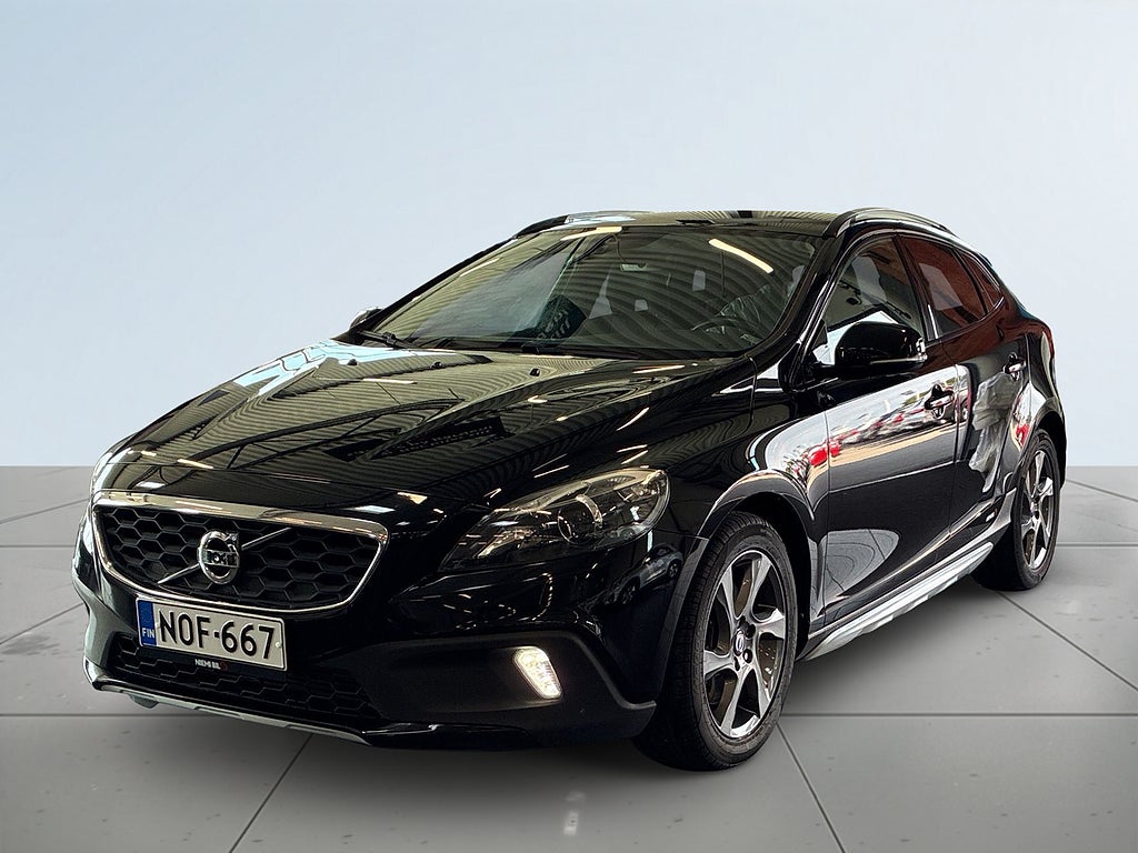 Volvo V40 Cross Country D2 Summum Business Pro S&V-hjul/Drag/Skinn/Elstol/Dvärm