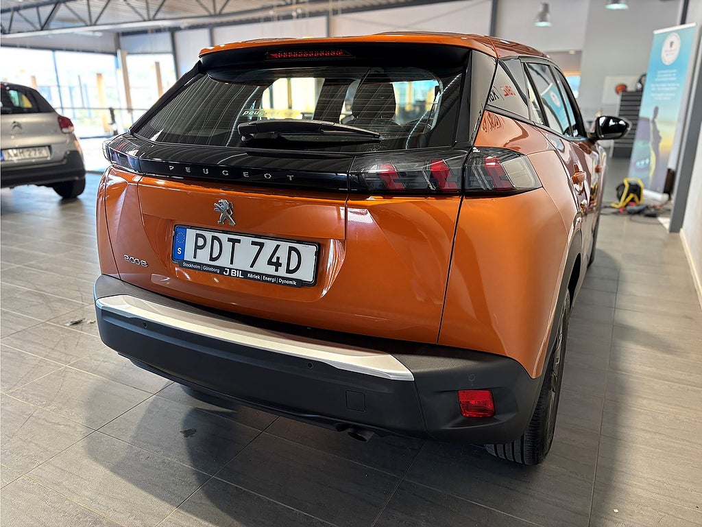 Bild på Peugeot 2008 Active Pack 1.2 PT 100hk - CARPLAY, BACKSENSORER