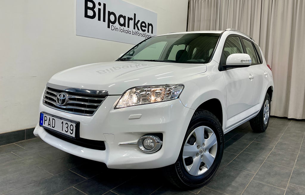 Toyota RAV4 2.0 VVT-i 4x4 Multidrive S Euro 5 158Hk LÅGMIL Nyservad