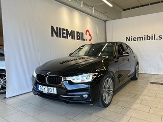 BMW 330 i xDrive Sport line/MoK/Rattvärme/Psens/Navi/S&V