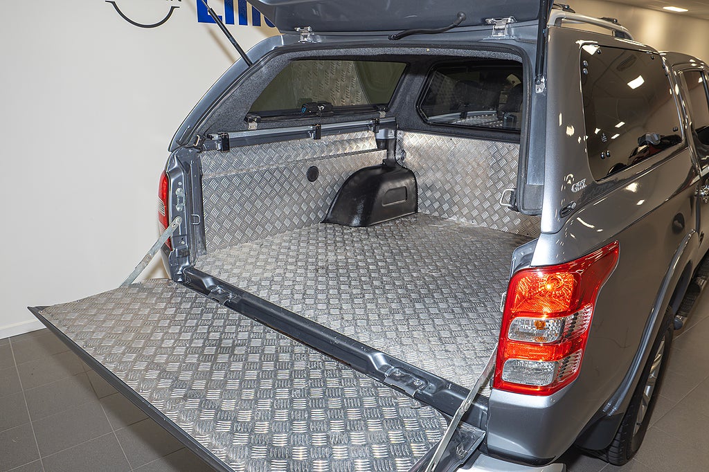 Mitsubishi L200 2016 - miniatyr 7