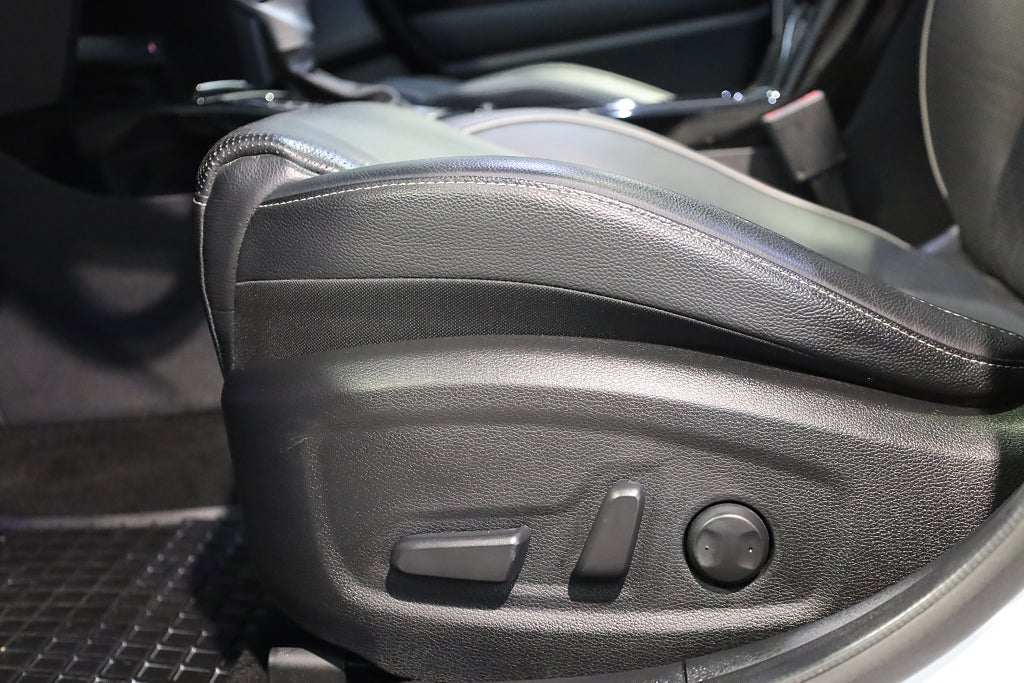 Kia Ceed Sportswagon Plug-in Hybrid Advance Plus 2 Pano Navi