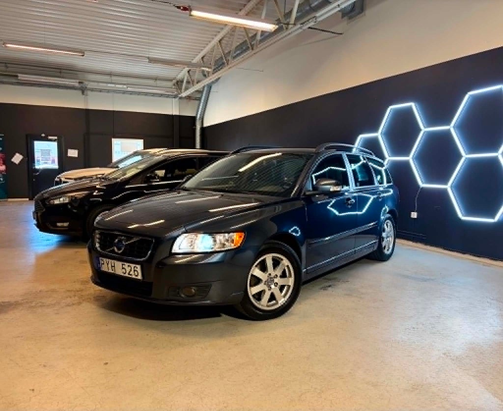 Volvo V50 D4 Geartronic Momentum Dragkrok