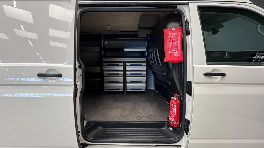 Volkswagen Transporter 2021 - miniatyr 15