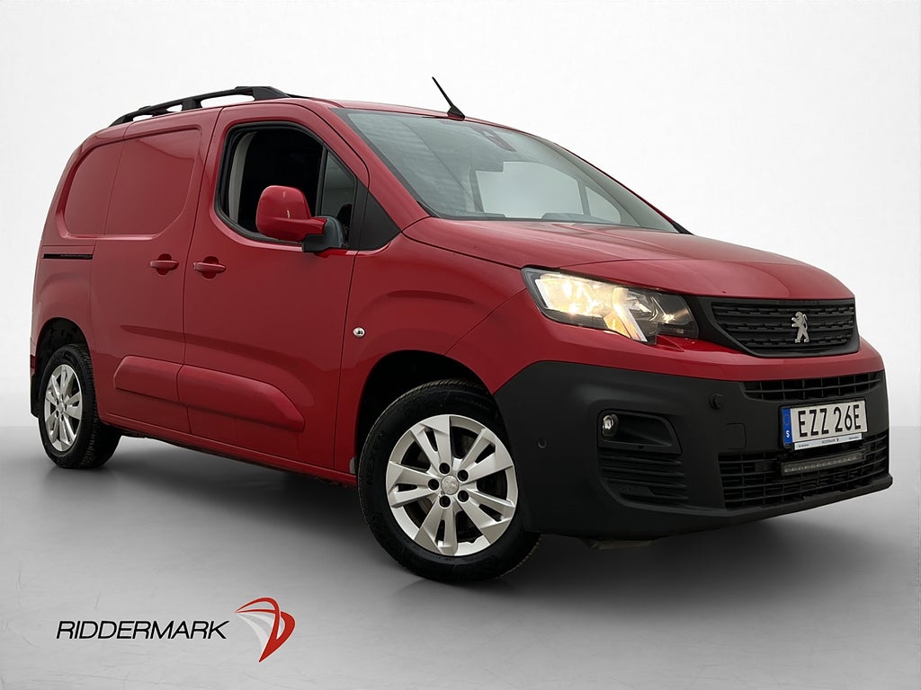 Peugeot Partner 130hk Värm Drag 3-Sits Kamera 2xDörr CARPLAY