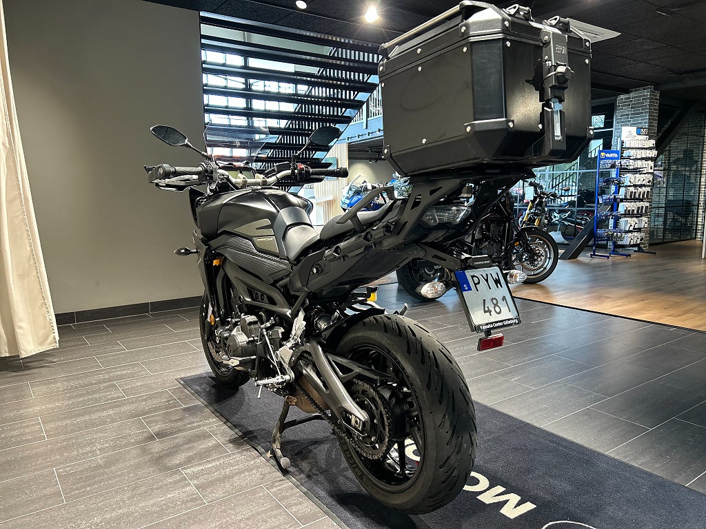 Yamaha Tracer 900 / Toppbox / Tail-tidy / Kraschpuckar