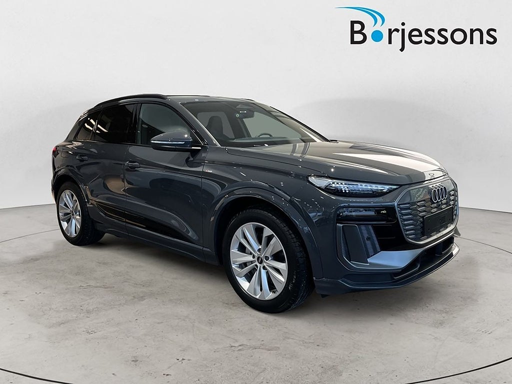 Audi Q6 e-tron SUV S-line Dragkrok Tech-plus *Lagerbil*