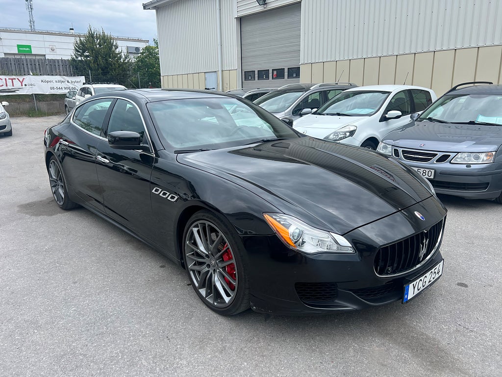 Maserati Quattroporte GTS V8 530 hk All Utr 6200 Mil Ny Serv