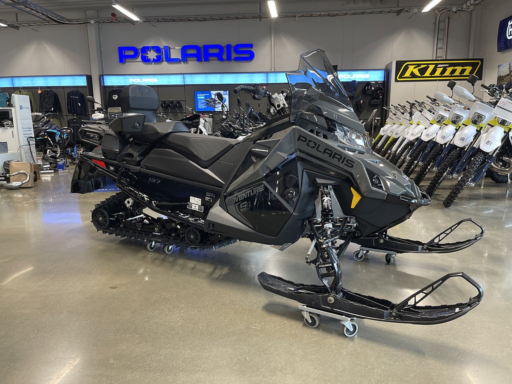Polaris PROSTAR S4 INDY Adventure 137 - Kampanj
