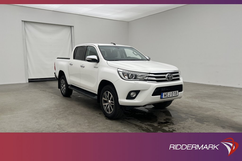 Toyota Hilux Premium 2.4 AWD Värmare Drag Skinn Diff Moms