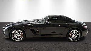 Mercedes-Benz SLS AMG är enligt försäljaren i mycket fint skick. 