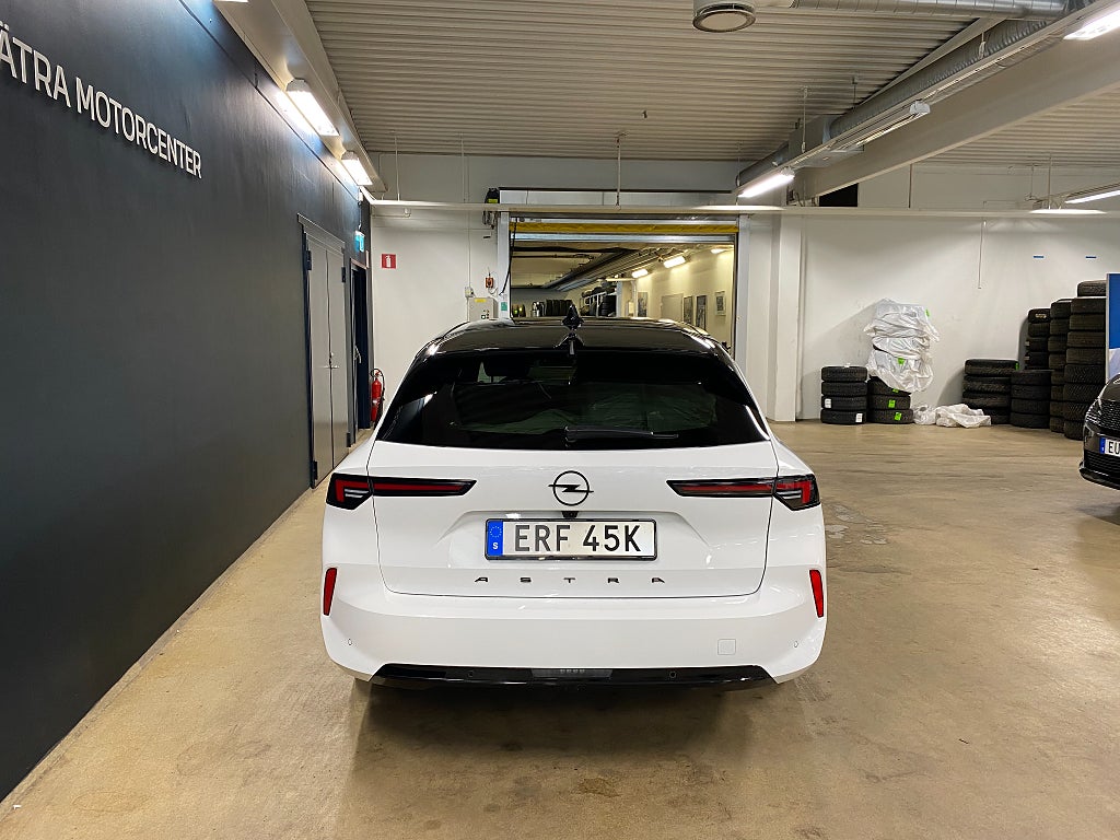 Bild på Opel Astra GS ST 1.2 Turbo 130hk AUT - BACKKAMERA, NAV