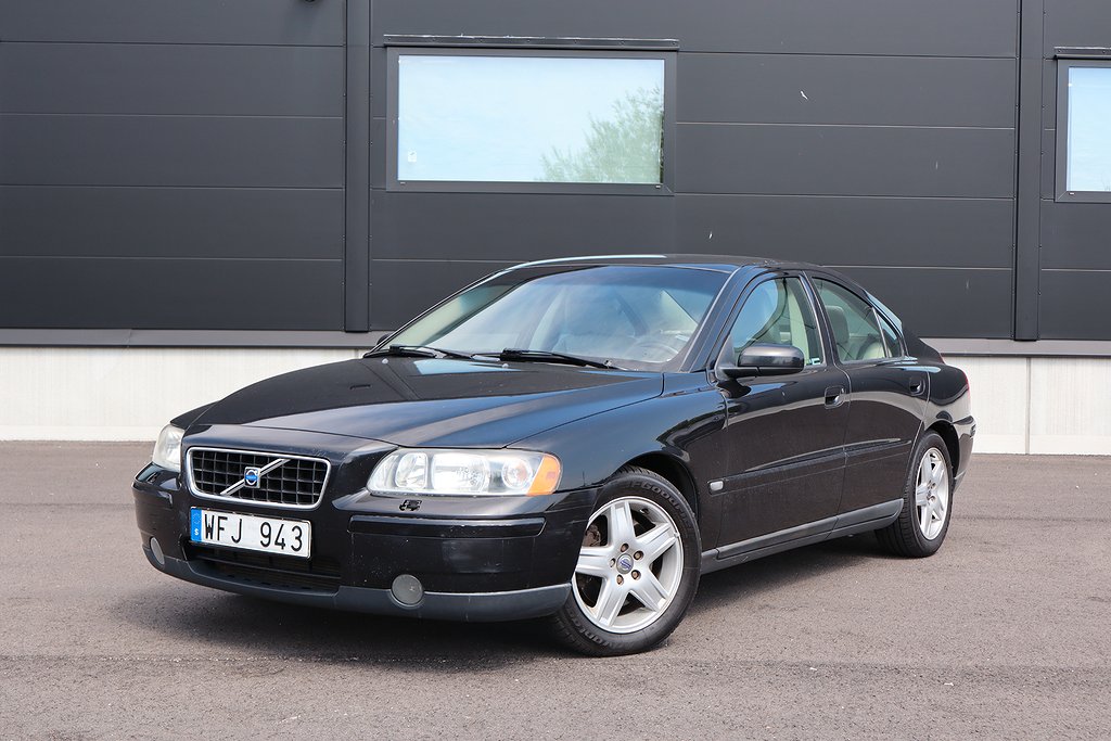 Volvo S60 2.5T Kinetic Euro 4 / Automat / 210 HK 