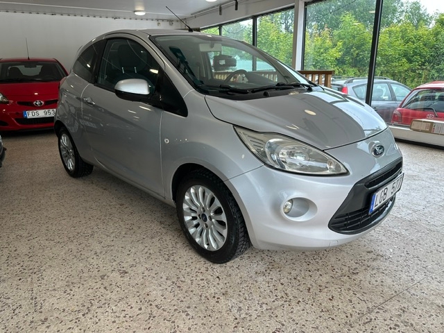 Ford Ka 1.2 Titanium Euro 5 2011, bild 3/35