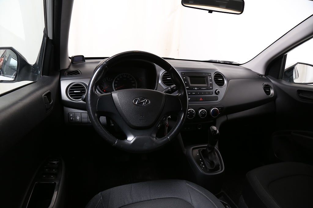 Hyundai i10 1,0 blue 67hk Comfort Automat Extraljus P-sensorer 2018