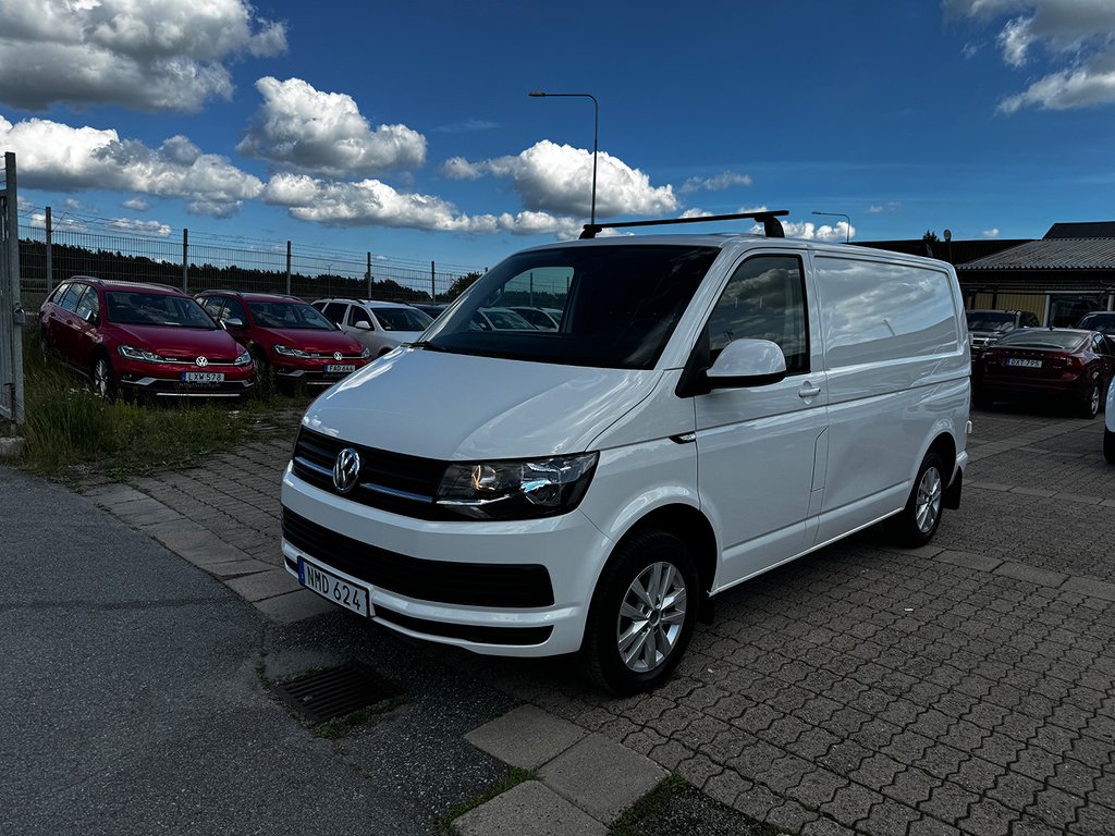 Volkswagen Transporter T6 2.0TDI BMT VÄRMARE DRAG 3-SITS EU6 2-ÅRS GARANTI