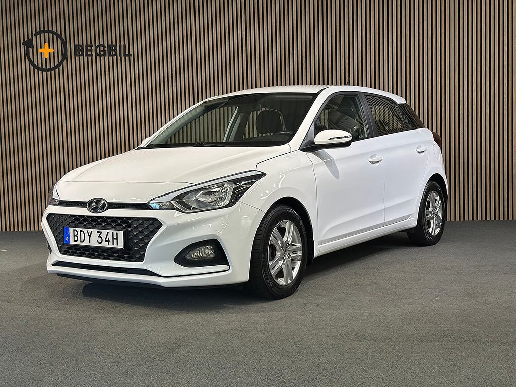 Hyundai i20 1.2 85HK 5dr I 4700 mil I Årskatt 514kr/år I 0,5L/M I Nybes I 5,