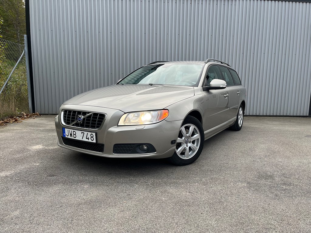 Volvo V70 2.5T Flexifuel Momentum/Kamrem bytt/Ny servad/