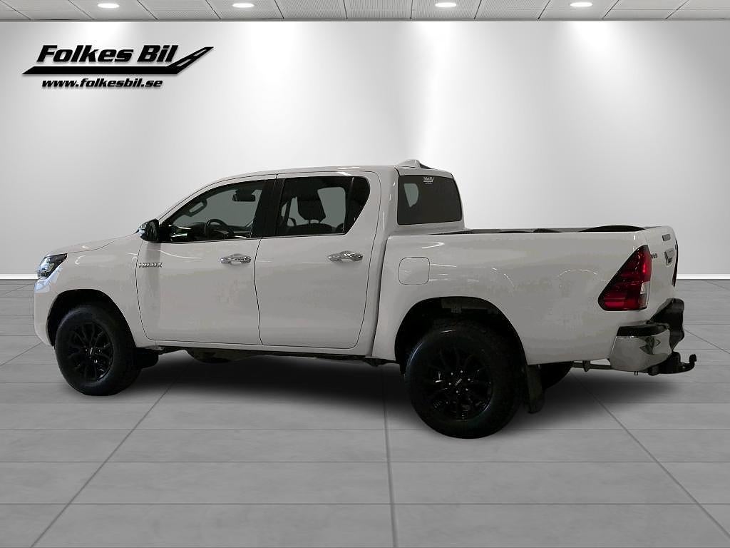 Toyota Hilux Double Cab 2.4 D 150 hk AWD Hero V-däck