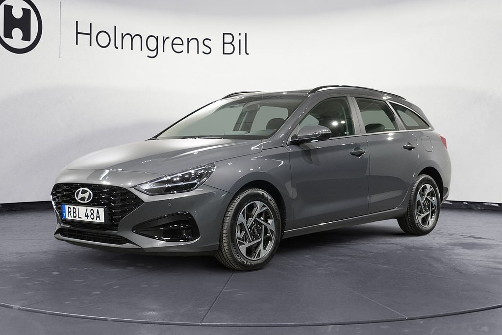 Hyundai i30 2,65% ränta Kombi Essential 1.0 100hk Aut - Låga Mil