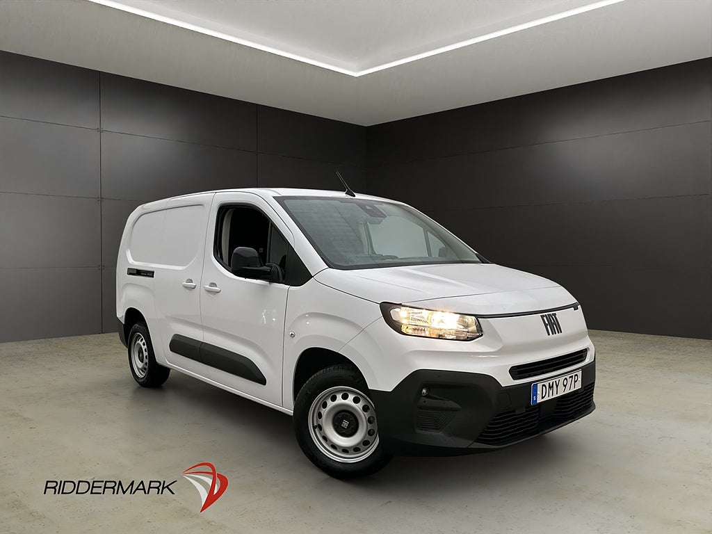 Fiat Doblo Lång 130hk Cockpit Dragkrok B-Kamera CARPLAY Moms