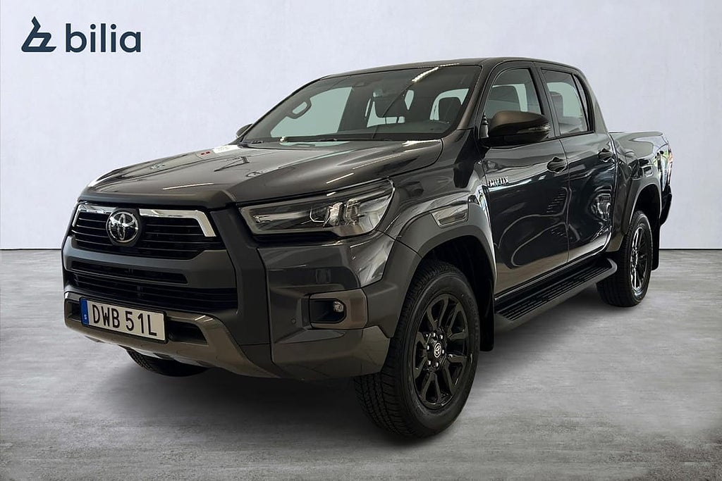 Toyota Hilux Invincible D-Cab 2.8 MHEV 4WD Drag Diff Moms