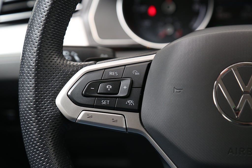 Volkswagen Passat Sportscombi GTE Plug-in 218hk DSG Motorv Extraljusramp 2021
