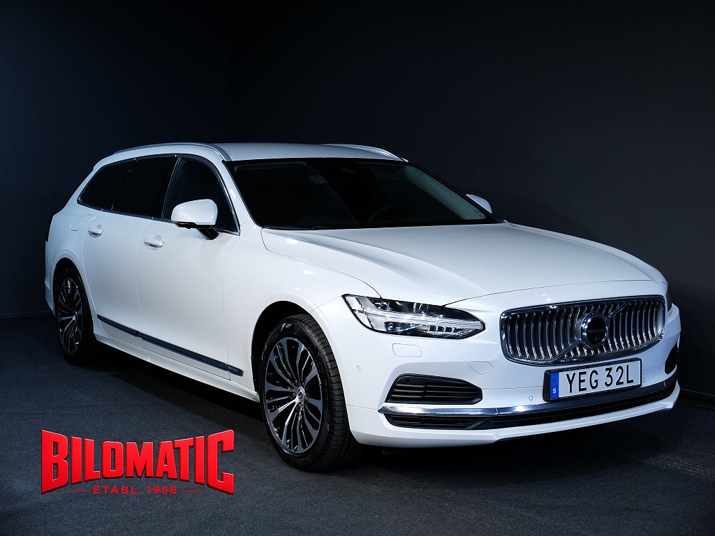 Volvo V90 Recharge T6 AWD Aut  Core  350HK Laddhybrid Drag V-hjul