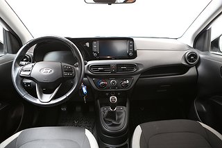 Halvkombi Hyundai i10 10 av 16